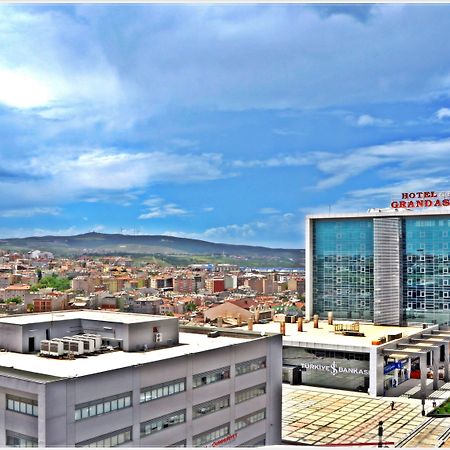 Grand Asya Hotel Бандирма Екстер'єр фото