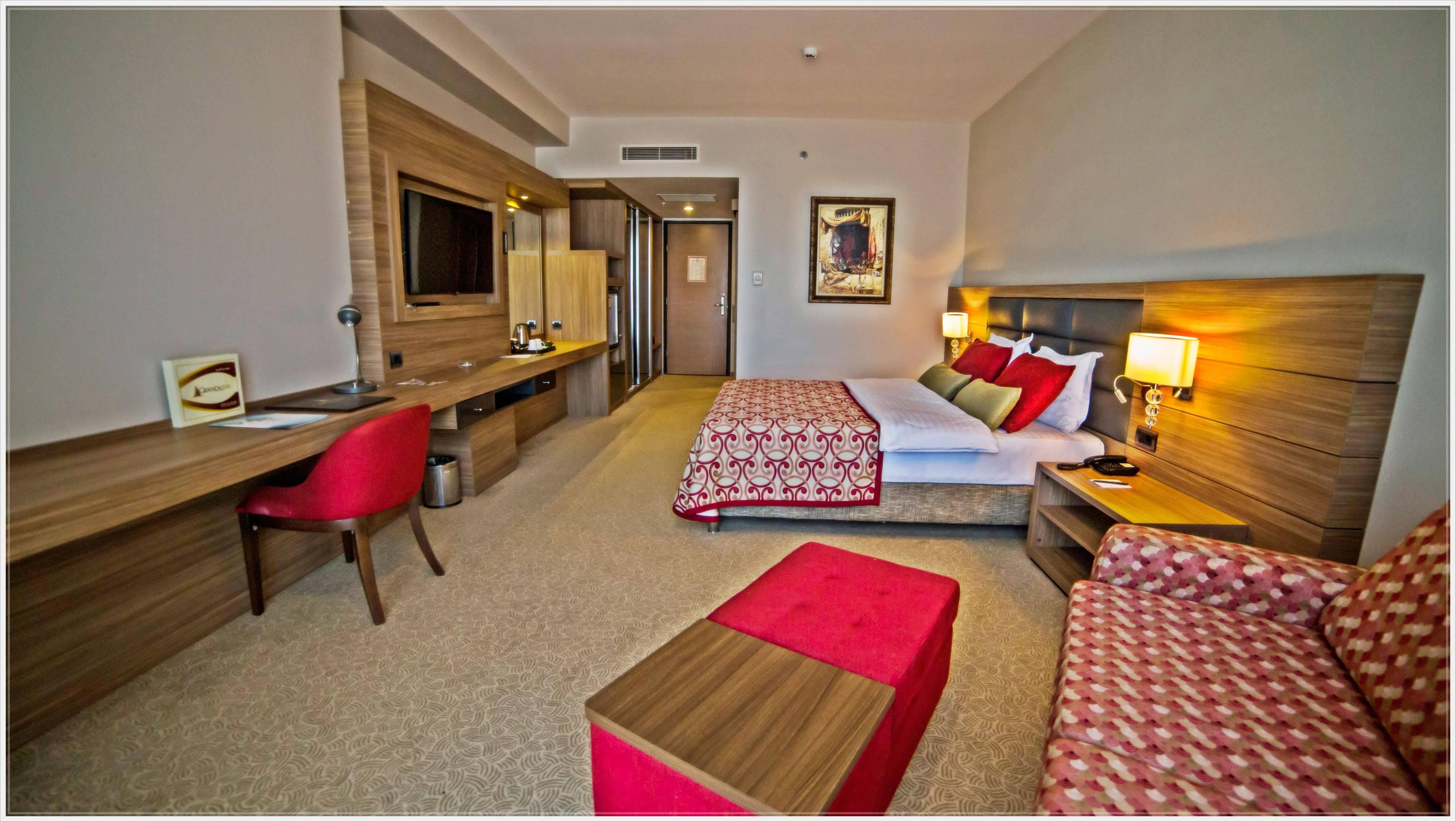 Grand Asya Hotel Бандирма Екстер'єр фото