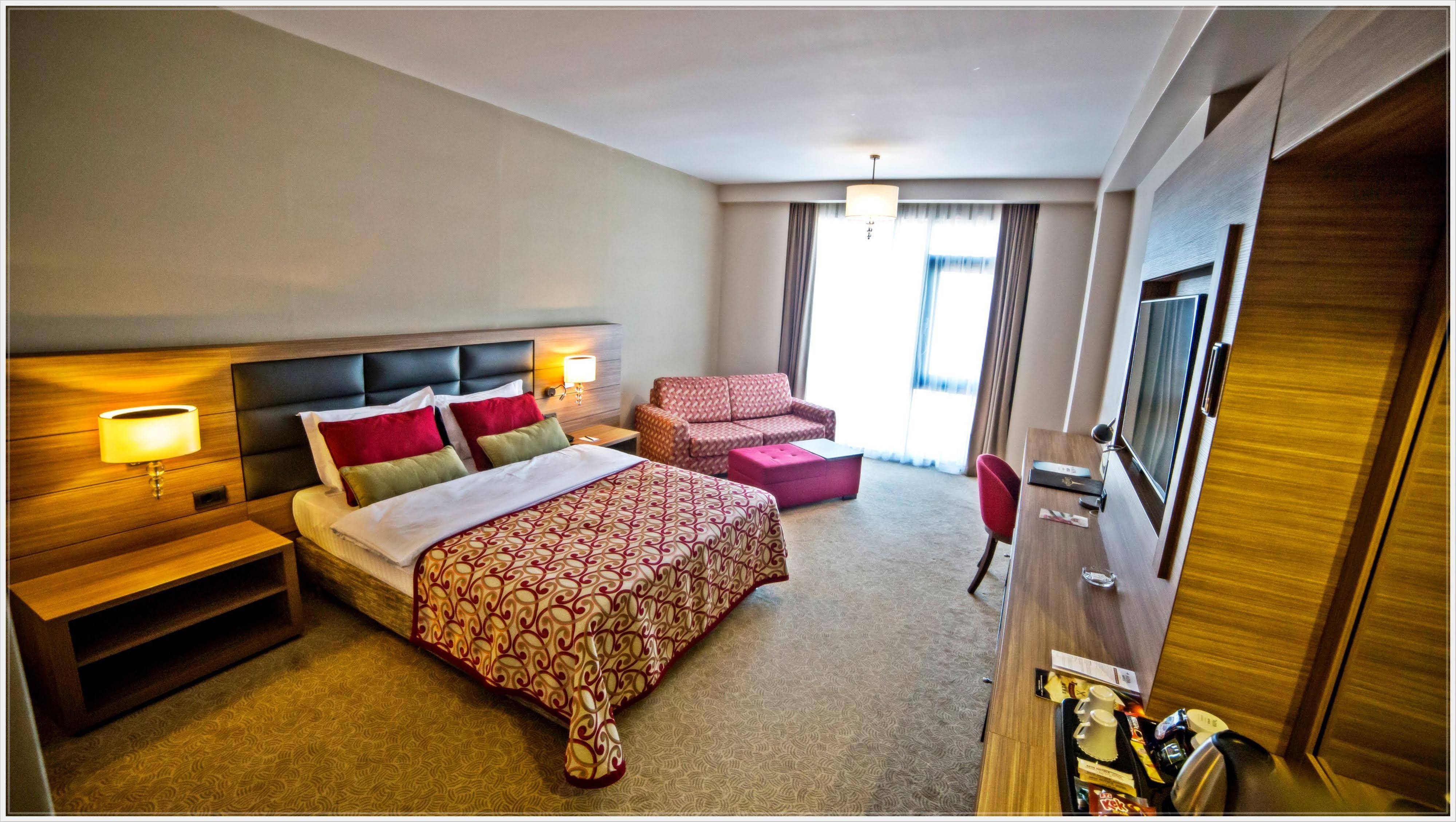 Grand Asya Hotel Бандирма Екстер'єр фото