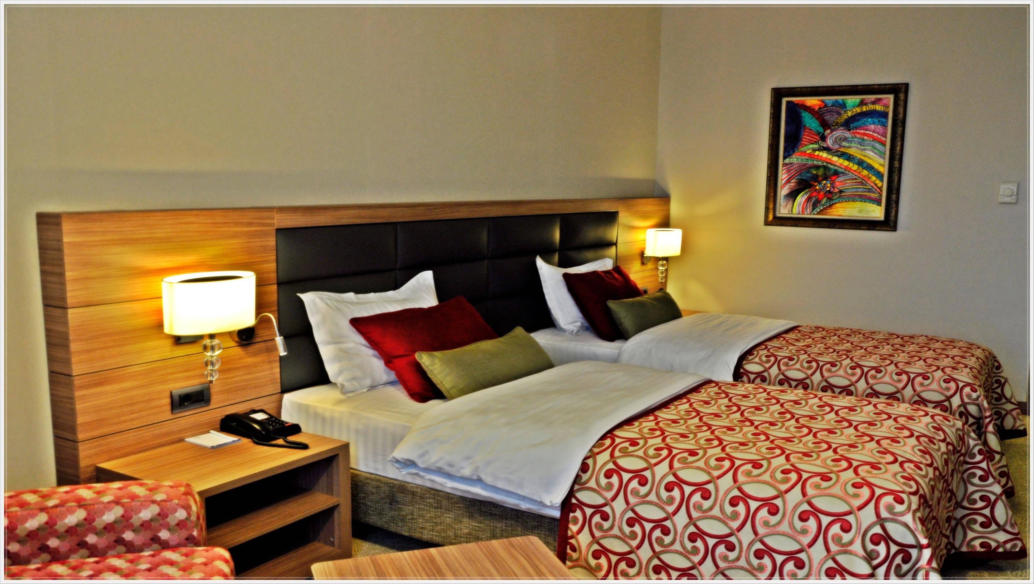 Grand Asya Hotel Бандирма Екстер'єр фото